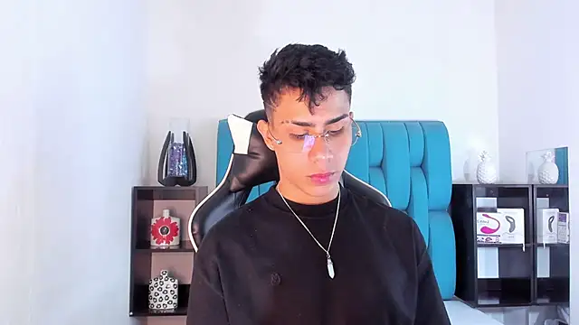 AlanNaughty online show from February 26, 8:31 pm