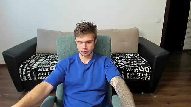 maks wolfis online show from January 6, 8:57 am