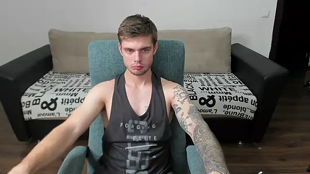 maks wolfis online show from December 22, 12:39 am