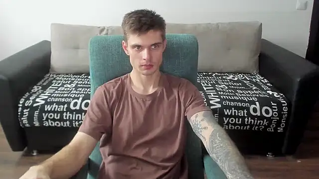 maks wolfis online show from March 2, 12:03 pm