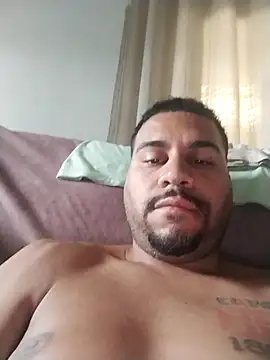 DGDAVASCO04 online show from October 31, 4:43 pm