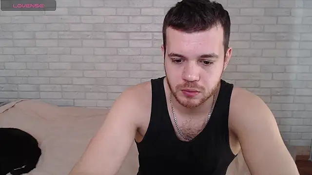 Alexxx horny online show from April 20, 7:22 am