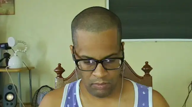 thesugar32 online show from February 9, 12:30 pm