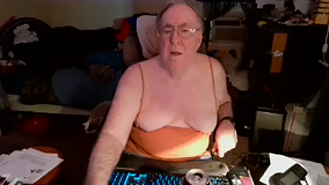 Toastir online show from February 6, 10:28 pm