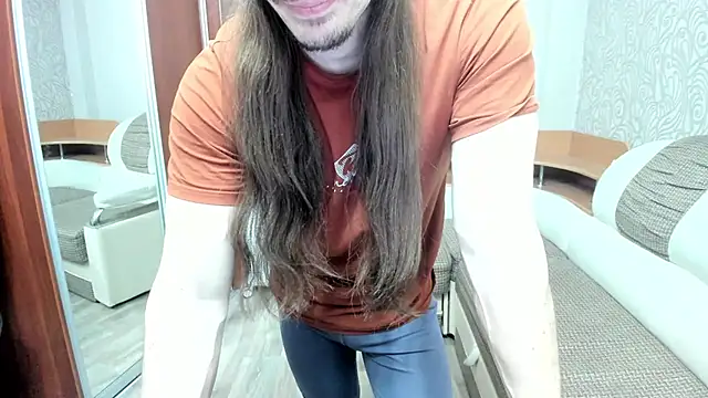 Marrymepls online show from February 11, 2:00 pm