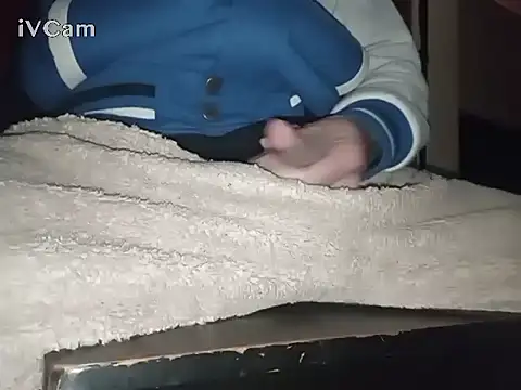 Snapshot of Bigdick666cm chatting on January 10, 1:10 am Bigdick666cm online show from January 10, 1:10 am