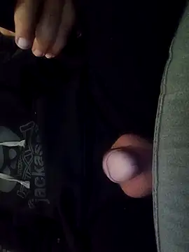 Snapshot of Bigdick666cm chatting on October 19, 8:06 am Bigdick666cm online show from October 19, 8:06 am