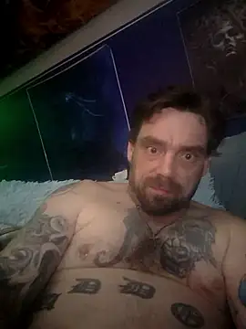 canadacockinme online show from April 12, 8:05 am