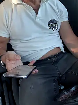 giorgio481510 online show from May 22, 5:34 am
