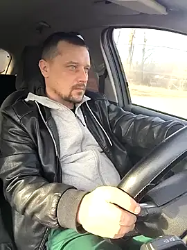 Snapshot of DanielOhCool chatting on March 9, 1:15 pm DanielOhCool online show from March 9, 1:15 pm