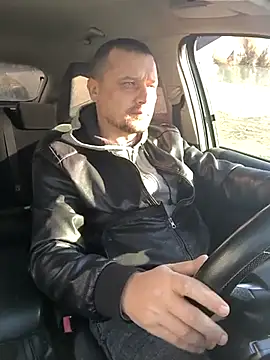 Snapshot of DanielOhCool chatting on March 7, 6:02 am DanielOhCool online show from March 7, 6:02 am