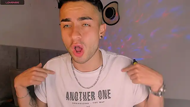 aydan hw online show from December 12, 2:04 am