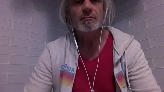 readyforfunxxx online show from December 11, 11:10 am