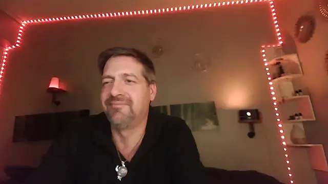 matrikes1 online show from December 13, 6:49 pm