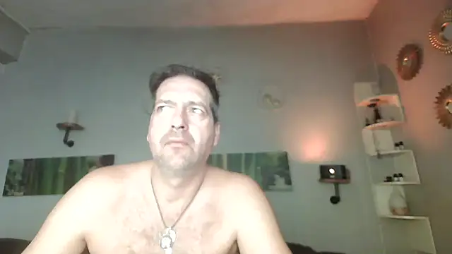 matrikes1 online show from December 14, 11:39 am