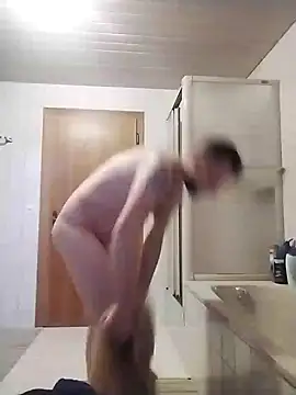 Kw8585kw online show from December 2, 3:01 pm