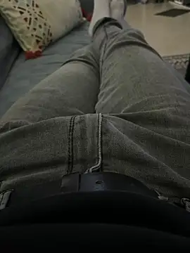  Inchiodo  online show from December 23, 5:43 pm