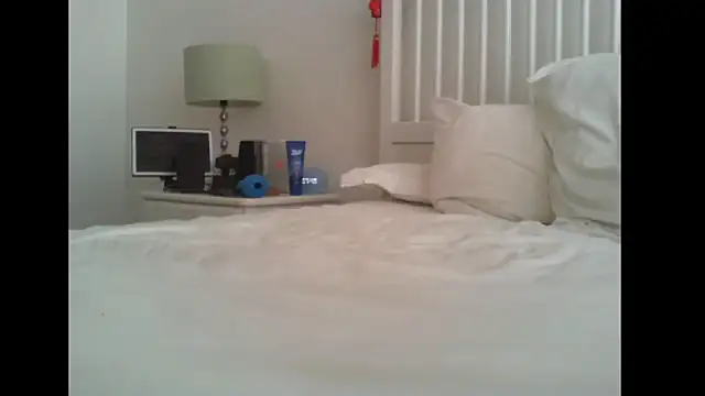 theSecretBallerino online show from October 18, 4:50 am