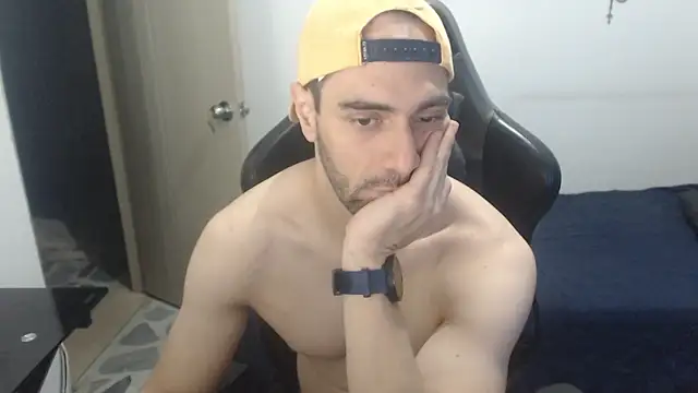 samuelgarcia  online show from January 6, 9:24 am