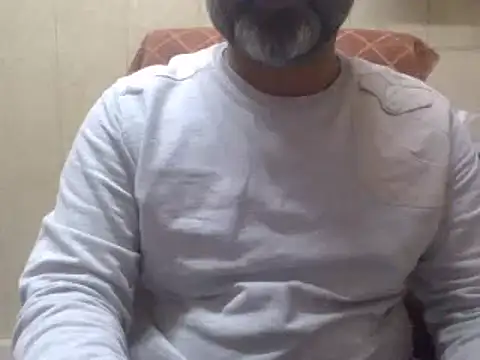 hairymaster95 online show from December 15, 7:24 am