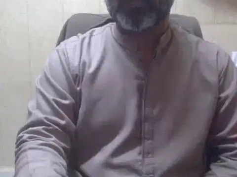 hairymaster95 online show from February 3, 4:04 am