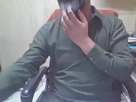 hairymaster95 online show from September 13, 5:41 am