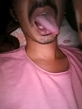 dreamtoungelick69 online show from May 28, 11:03 pm