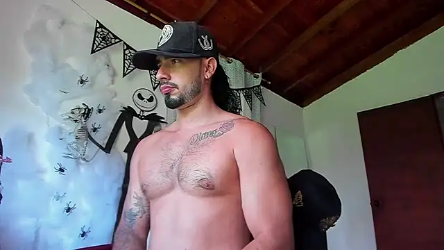 Snapshot of Baky_sexy chatting on October 19, 3:15 pm Baky sexy online show from October 19, 3:15 pm
