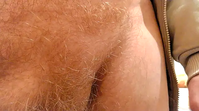 Snapshot of gae89tano chatting on February 6, 7:29 pm gae89tano online show from February 6, 7:29 pm