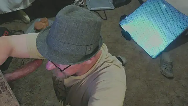 sex4fun 21 online show from April 16, 2:33 am