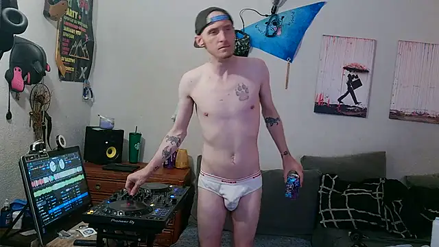 pyrowuff online show from July 23, 1:53 am