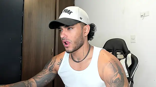 Alessandro Vanni online show from December 9, 1:46 pm