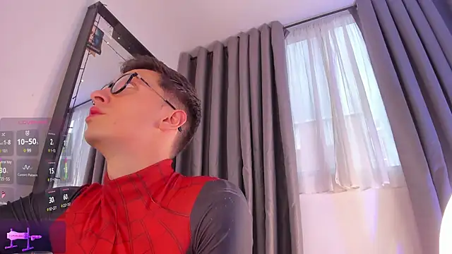 Thiago jones online show from October 18, 10:04 pm