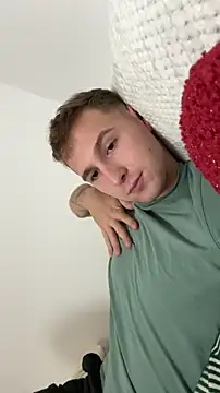 Oliver18k online show from October 30, 5:47 pm