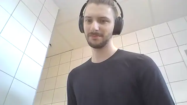 mycurve online show from March 23, 9:48 am