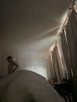 shehandme online show from February 8, 8:31 am