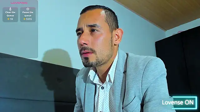 jhonyalzate2 online show from February 4, 2:39 am