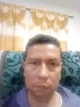 Lachuchaenlacara1988 online show from January 12, 4:10 am