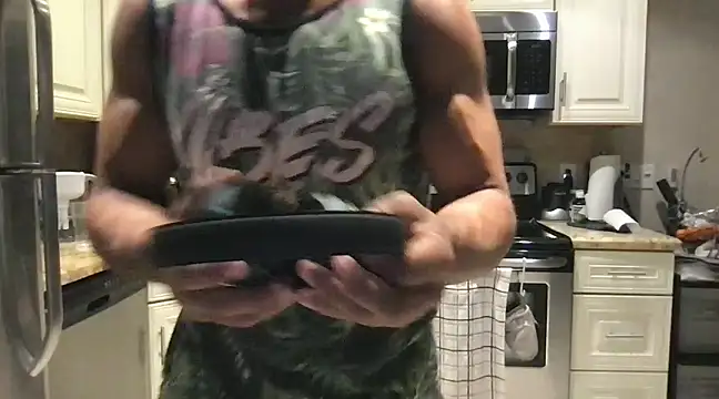 BigGuyMuscle online show from February 14, 3:22 am