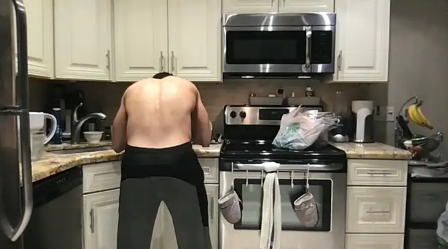 BigGuyMuscle online show from January 27, 11:22 pm