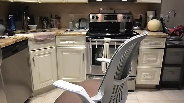 BigGuyMuscle online show from September 13, 1:17 am