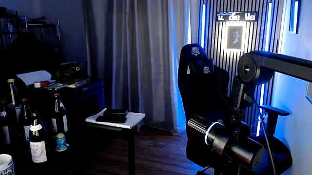 DerPornoPete online show from March 8, 1:36 am