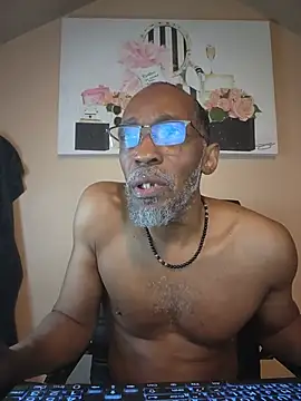 Lonelynudist59 online show from July 30, 3:55 pm