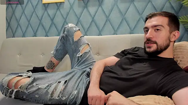 Dylan Best online show from June 21, 1:11 am