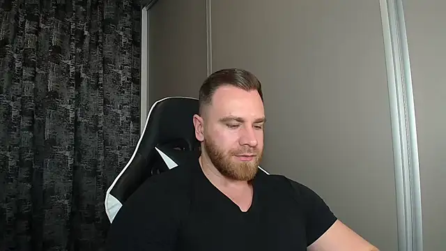 Thori92 online show from February 1, 7:12 pm