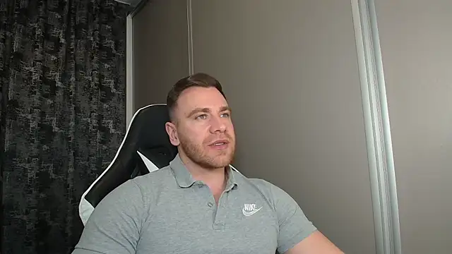 Thori92 online show from March 16, 4:33 pm