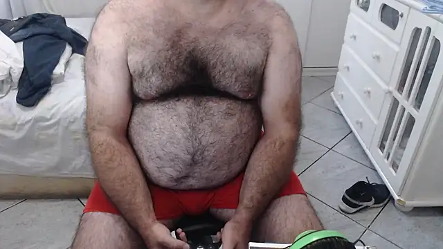 MysterBearMG online show from February 1, 9:19 pm