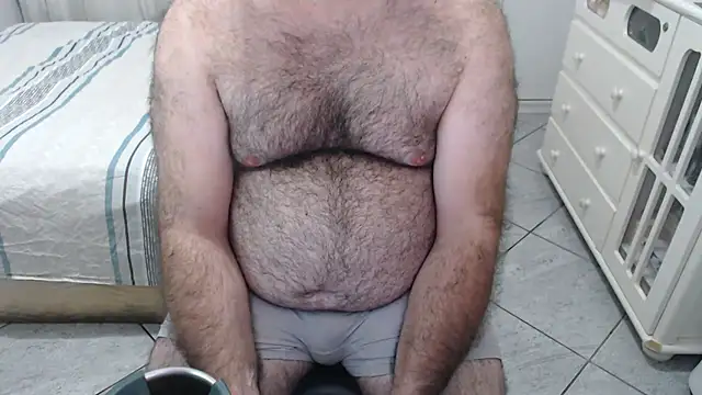 MysterBearMG online show from April 1, 12:12 am