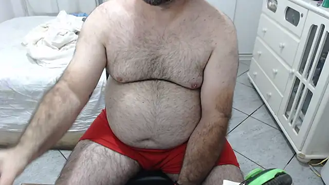 MysterBearMG online show from October 31, 11:41 pm