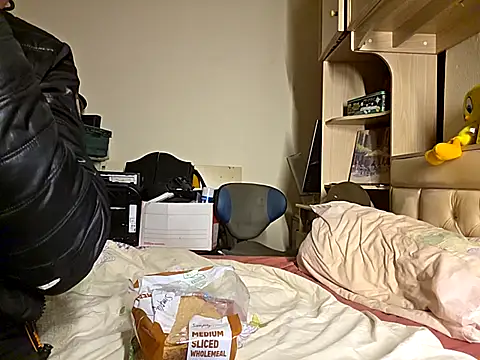 Snapshot of theSmallest-dick chatting on October 19, 10:13 pm theSmallest-dick online show from October 19, 10:13 pm